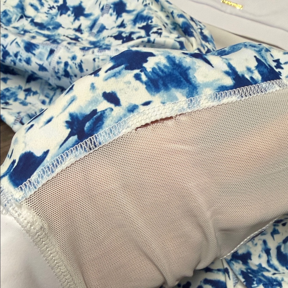 Cleo Harper White and Blue Leggings set - Picture 4 of 4